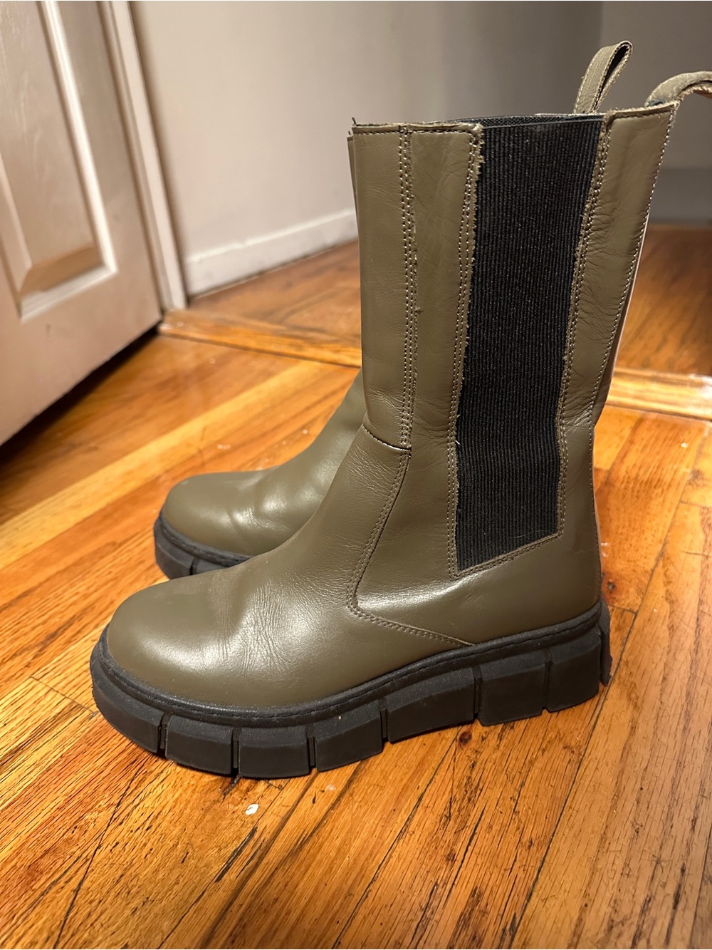 Alohas Armor boots - Picture 2 of 5